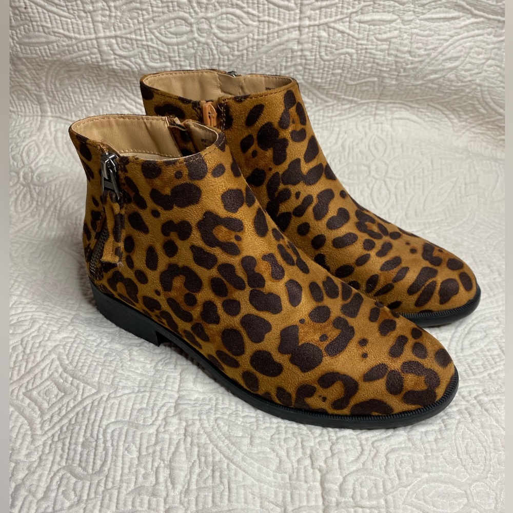 Time And Tru Cheetah Print Ankle Boots